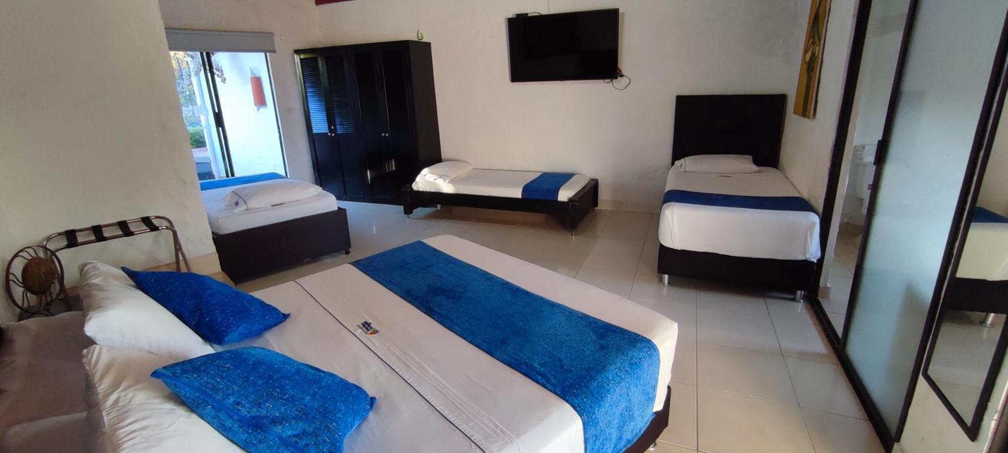 Hotel Santa Maria De Las Aguas Penol Гуатапе Номер фото